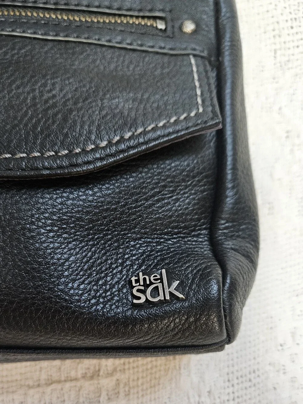 The Sak Ventura Crossbody Black Pebble Leather Silver Hardware